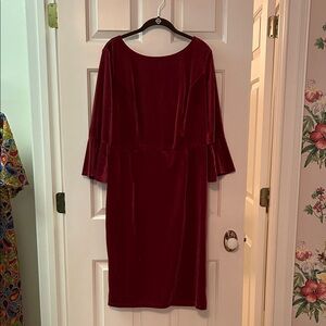 Crown & Ivy Burgundy Long Sleeve Dress
